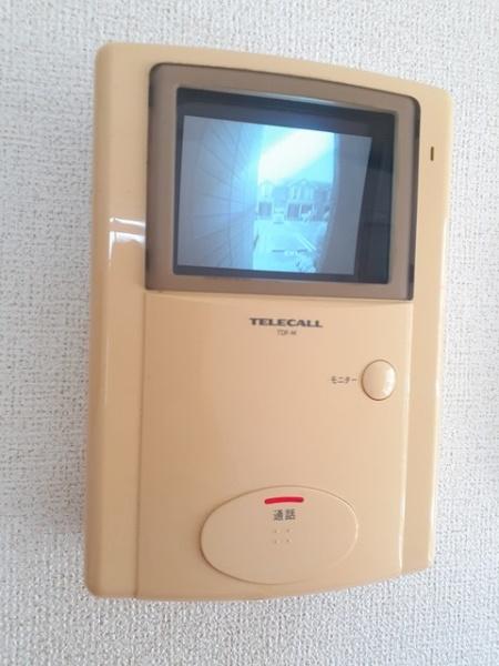 八街市八街ろのアパート