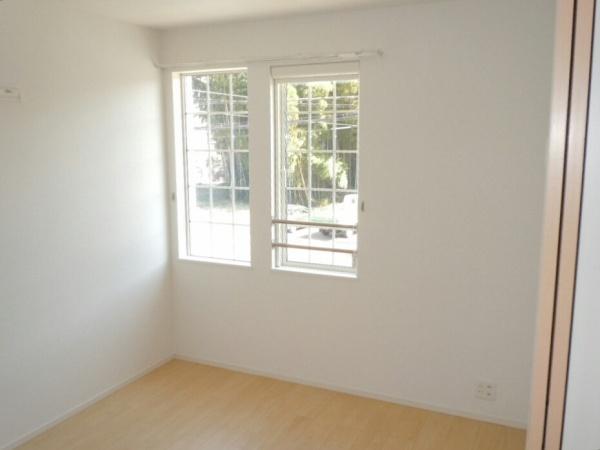 八街市文違のアパート