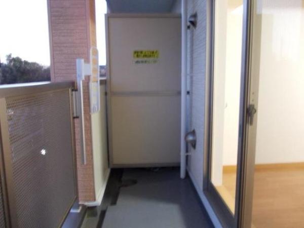 成田市飯田町のマンション