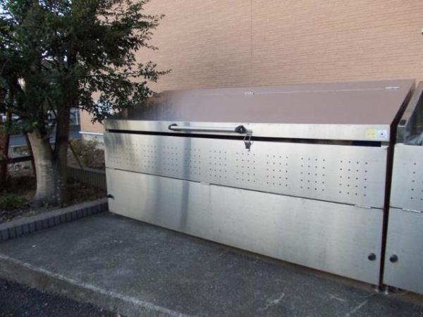 成田市飯田町のマンション