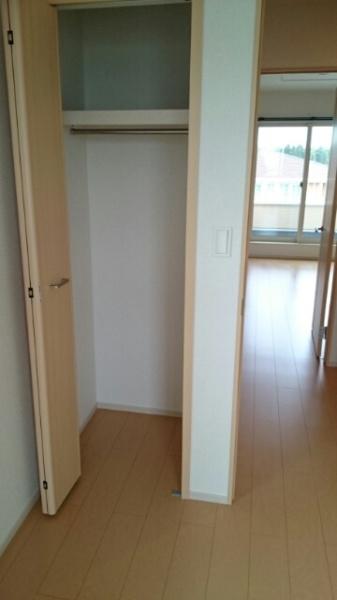 八街市大木のアパート