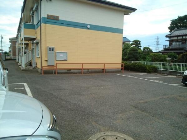 八街市八街ほのアパート