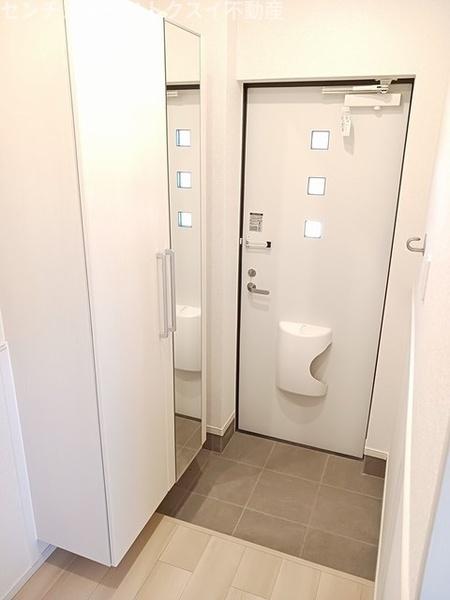 八街市八街ほのアパート