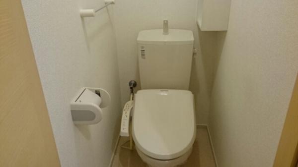 八街市八街ほのアパート