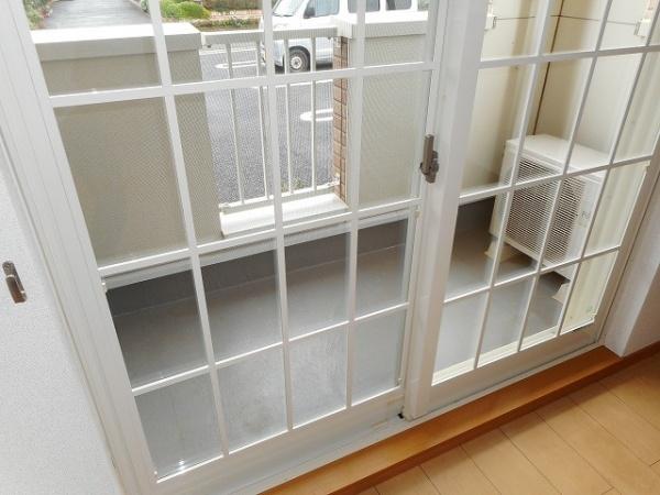 八街市文違のアパート