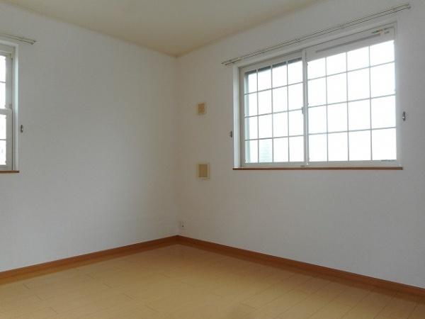 八街市文違のアパート