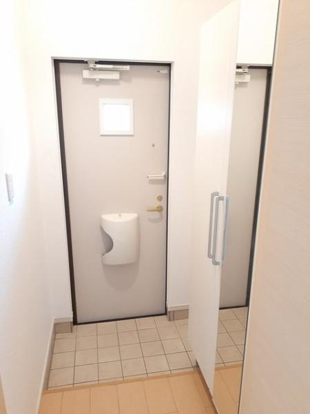 八街市八街ほのアパート