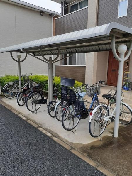 四街道市大日のアパート