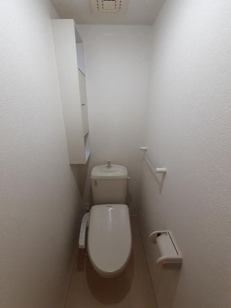 四街道市大日のアパート