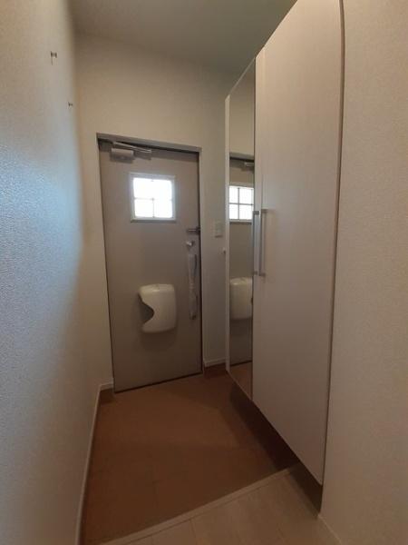 四街道市下志津新田のアパート