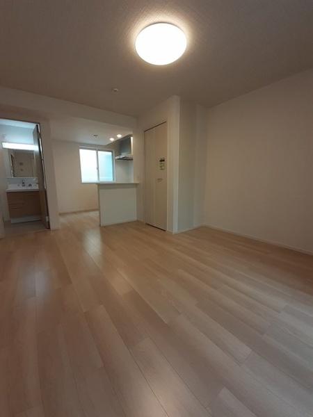 四街道市下志津新田のアパート