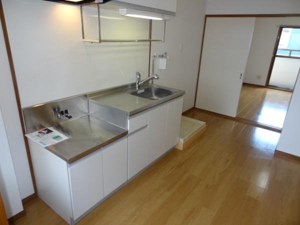 四街道市鹿渡のマンション
