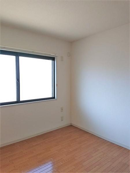 佐倉市稲荷台１丁目のアパート