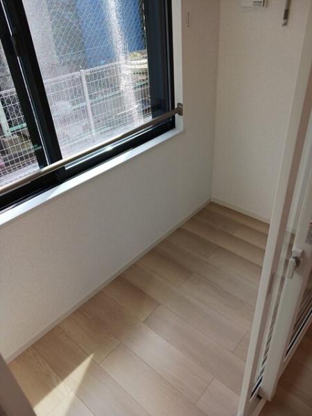 富里市七栄のアパート