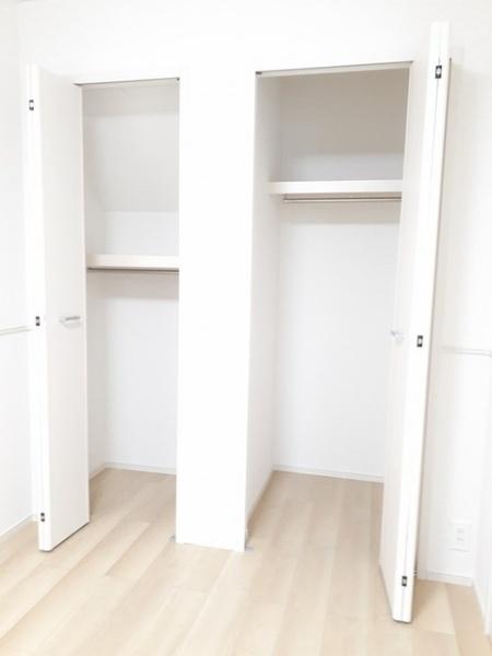 成田市並木町のアパート