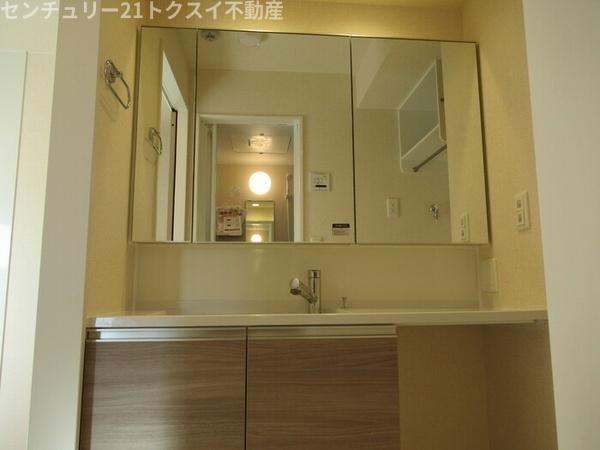 印旛郡酒々井町中川のアパート