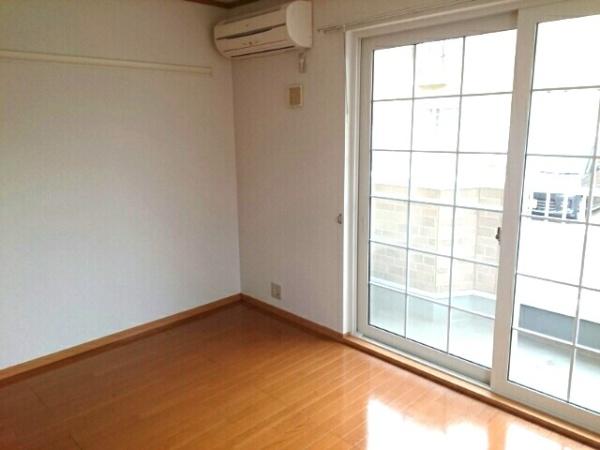 八街市八街ほのアパート