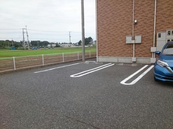 八街市八街ほのアパート