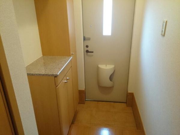 八街市八街ほのアパート
