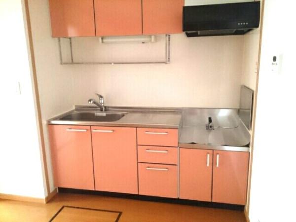 八街市八街ほのアパート