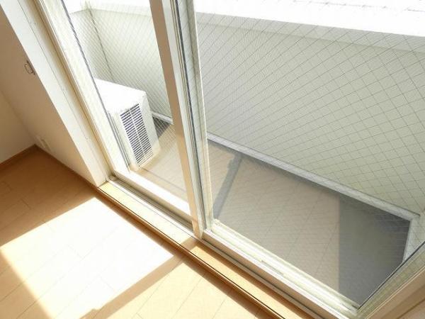 八街市富山のアパート