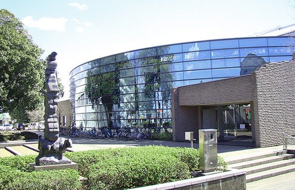 佐倉市上志津のアパート(佐倉市立志津図書館)