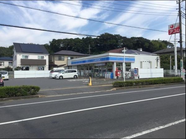 佐倉市宮小路町のアパート(ローソン佐倉鏑木一丁目)