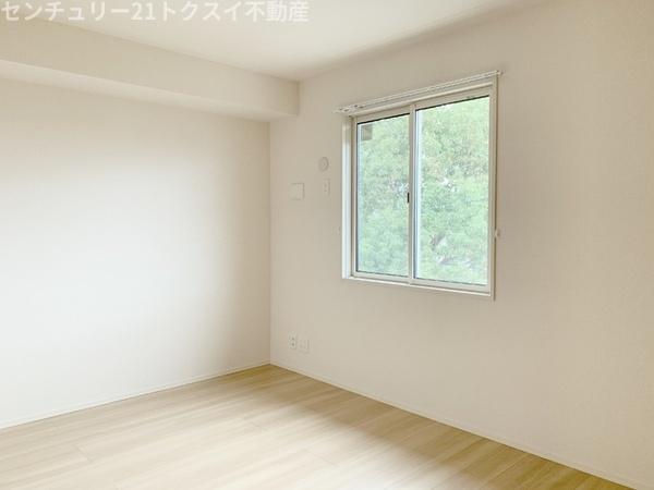 印旛郡酒々井町中川のアパート
