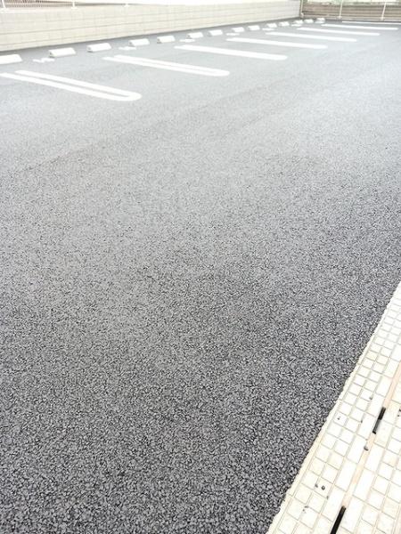 八街市八街のアパート