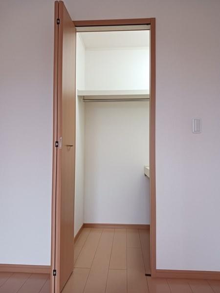 八街市八街にのアパート