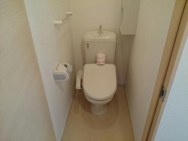 八街市八街ほのアパート
