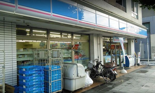メゾン大島A棟(ローソン大島上町店)