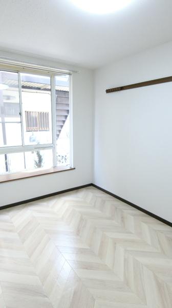 アドウエスタリア