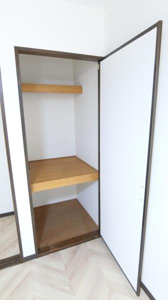 アドウエスタリア