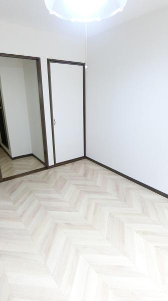 アドウエスタリア