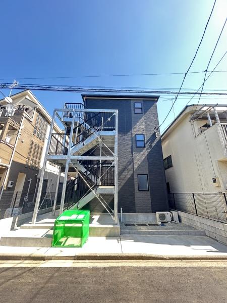 ネロ弘明寺