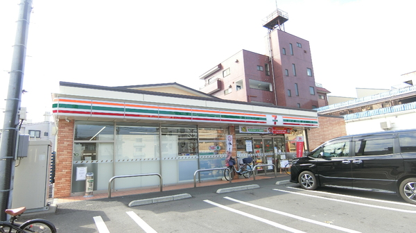 利川ハイム(セブンイレブン川崎池上新町1丁目店)
