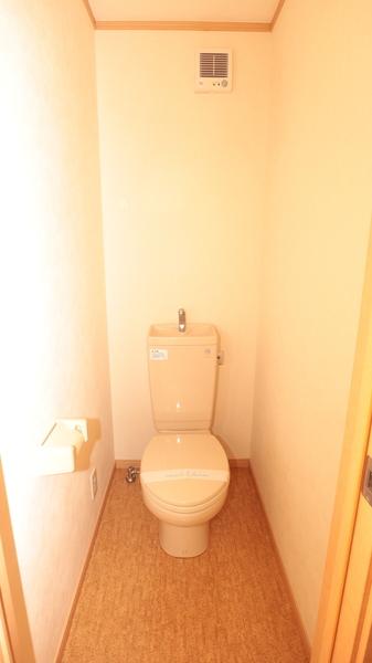 スタジオ・シェル(トイレ)