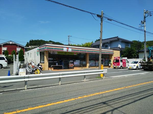 パーシモンビレッジ(セブンイレブン横浜西八朔町店)