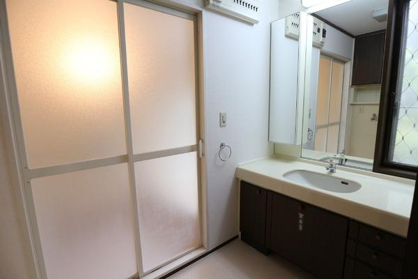 牛久保東１丁目戸建