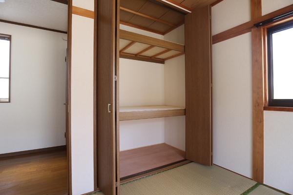 岸秋夫テラス