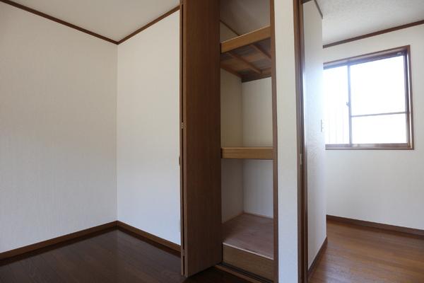 岸秋夫テラス