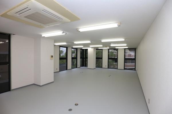 ビュロー仲町台