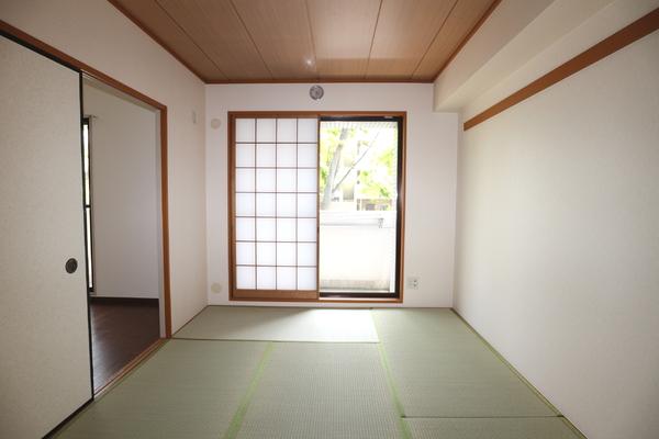 サンプラザ荏田