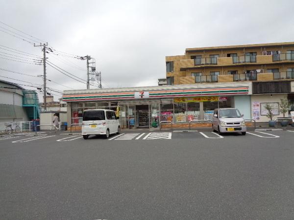 HABITATION lela(セブンイレブン原木中山店)