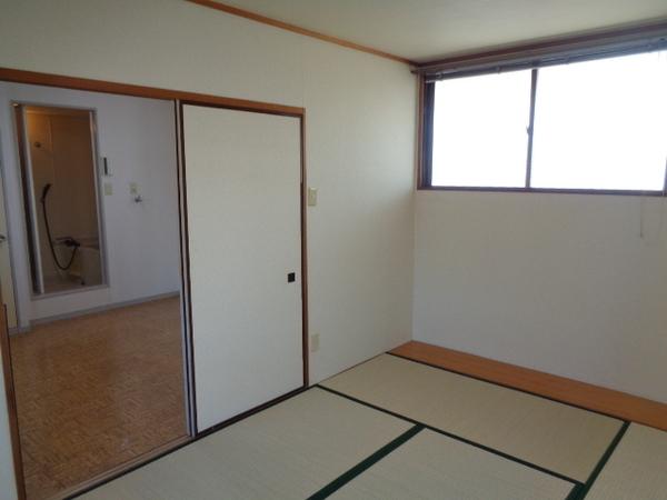 ハイムタカツ