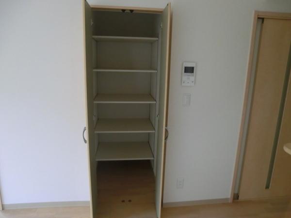 ピアフォレスト(リビング)