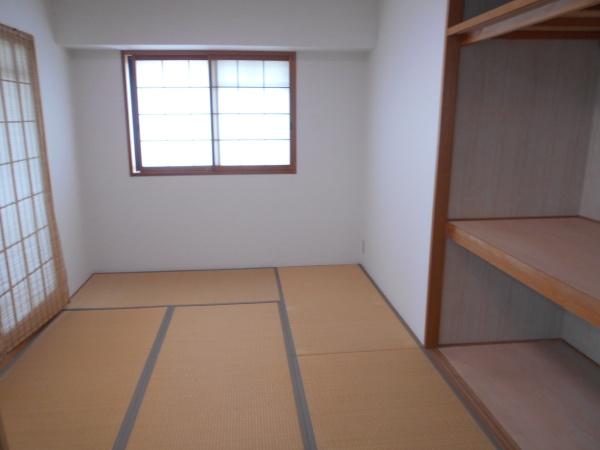 生駒郡斑鳩町龍田西２丁目のマンション