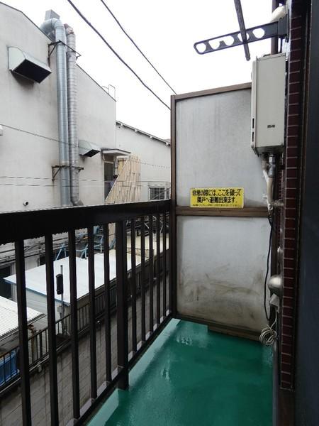 山岸ビル