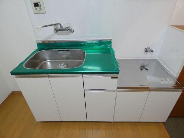 山岸ビル